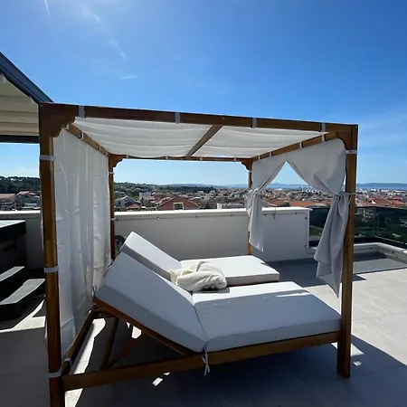 Lux Penthouse Paradise