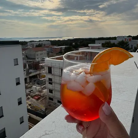 Lux Penthouse Paradise *