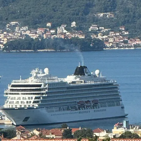 Lux Penthouse Paradise דירה *