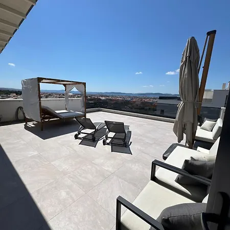 דירה Lux Penthouse Paradise *