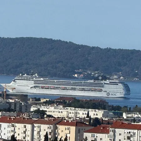 דירה Lux Penthouse Paradise *