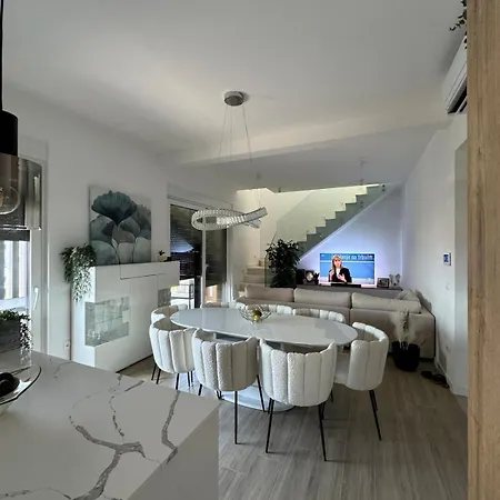 דירה Lux Penthouse Paradise *